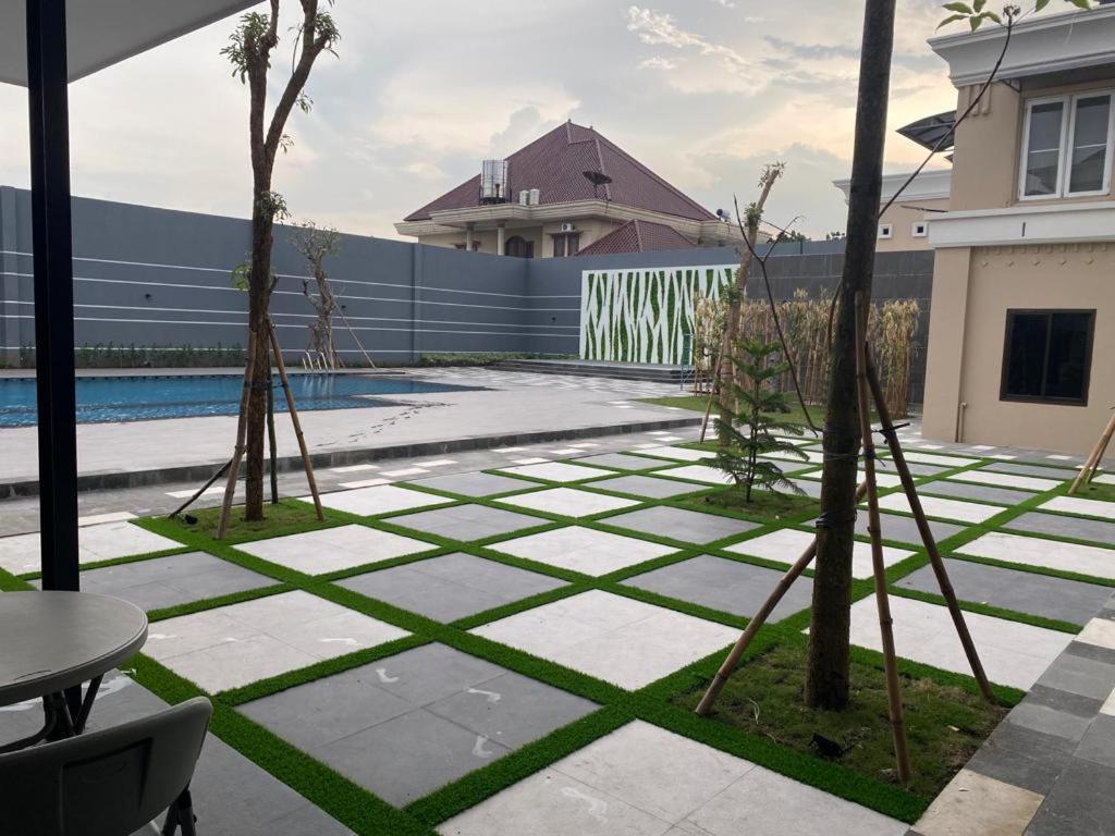 Cempaka Mas Hotel Jombang Eksteriør bilde