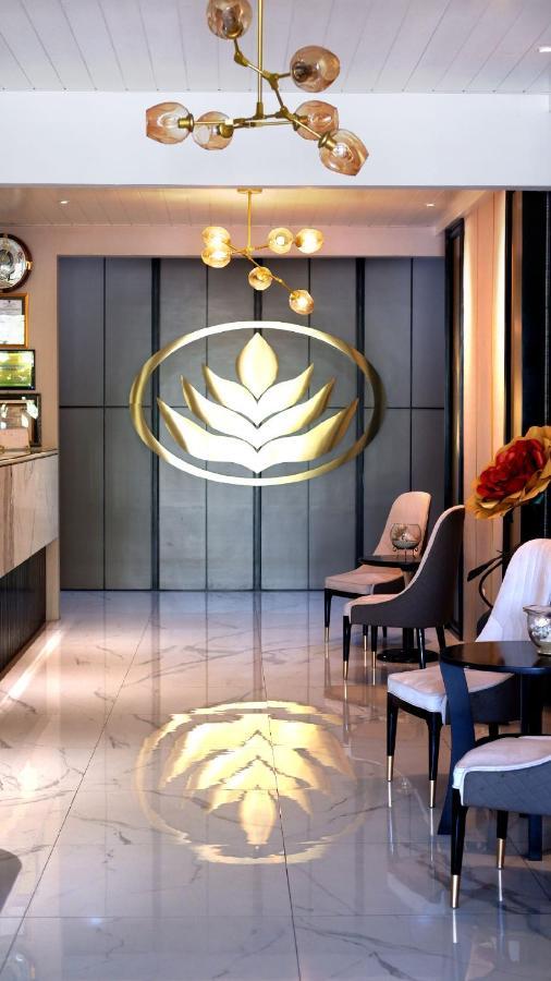 Cempaka Mas Hotel Jombang Eksteriør bilde