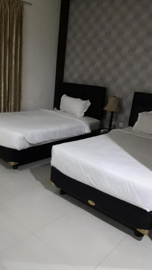 Cempaka Mas Hotel Jombang Eksteriør bilde