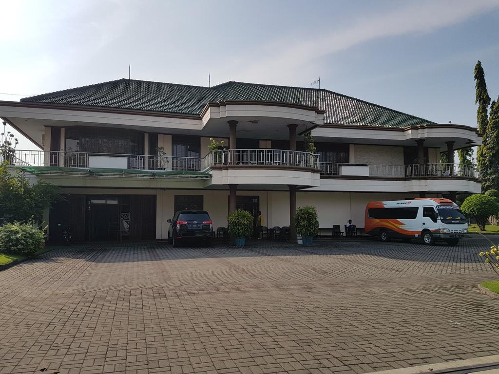 Cempaka Mas Hotel Jombang Eksteriør bilde